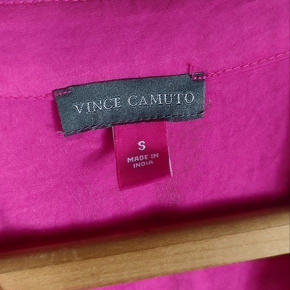 Vince Camuto Pink V-neck Blouse NWT - Picture 6 of 11